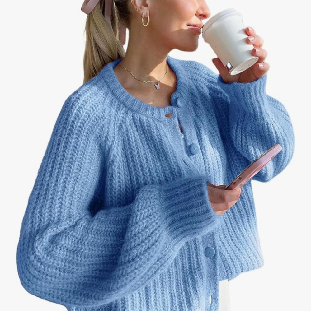 Amazon Women's Blue Knit Sweater